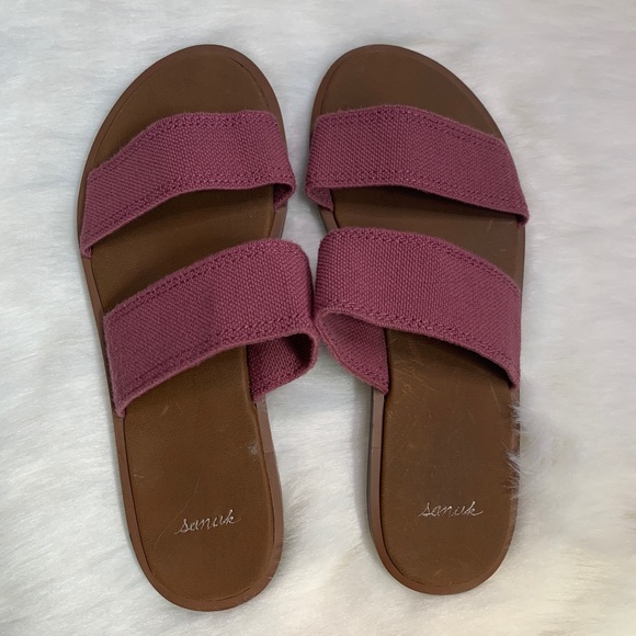 Sanuk Shoes - Sanuk Slide Sandals sz 7